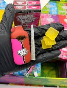 triiiple threat disposable