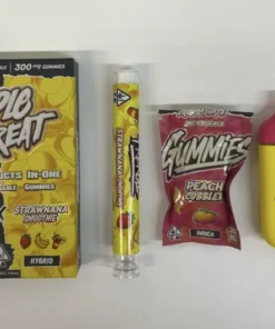 Triiiple Threat 2g Disposable – PEACH COBBLER (Indica) x STRAWNANA SMOOTHIE (Hybrid)