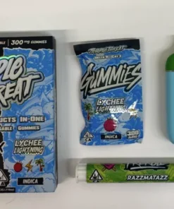 Triiiple Threat 2g Disposable – RAZZMZTAZZ (Hybrid) x LYCHEE LIGHTNING (Indica)
